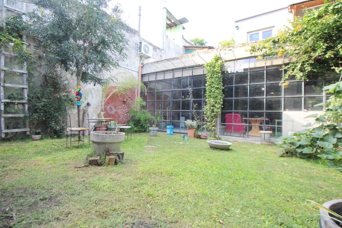 Foto de VENTA CASA ESTILO INDUSTRIAL C JARDÍN P. CHACABUCO, imagen 3