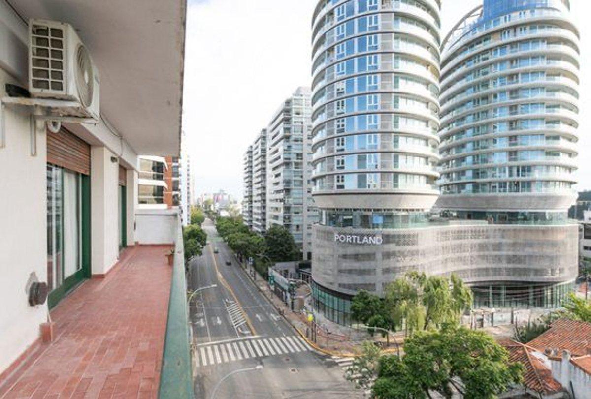 Foto de VENTA DEPARTAMENTO 3 AMBIENTES OLIVOS, VTE LOPEZ, imagen 3