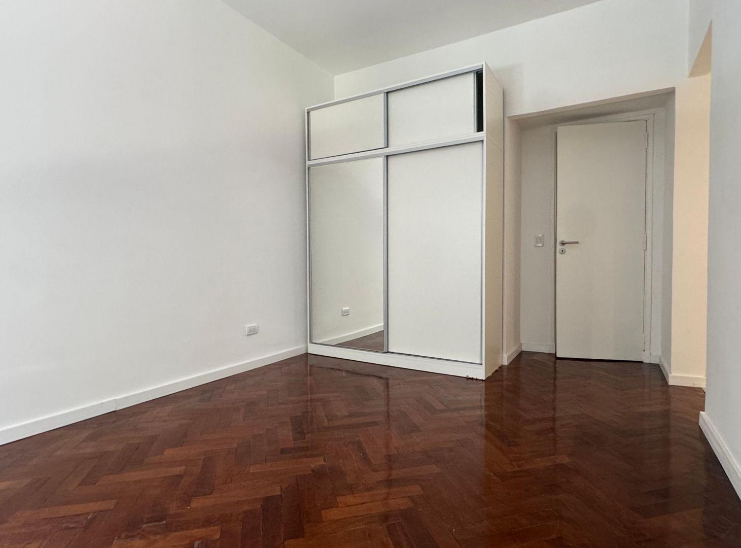 Foto de VENTA DEPARTAMENTO 2 AMBIENTES RECOLETA, imagen 3