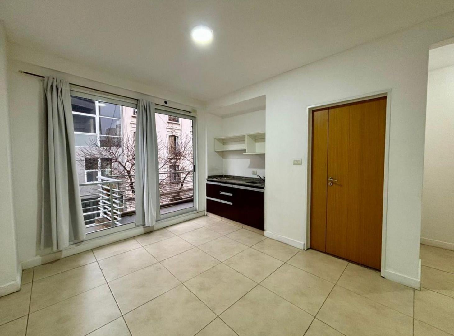 Foto de 2 ambientes C/BALCON - LUMINOSO, imagen 3