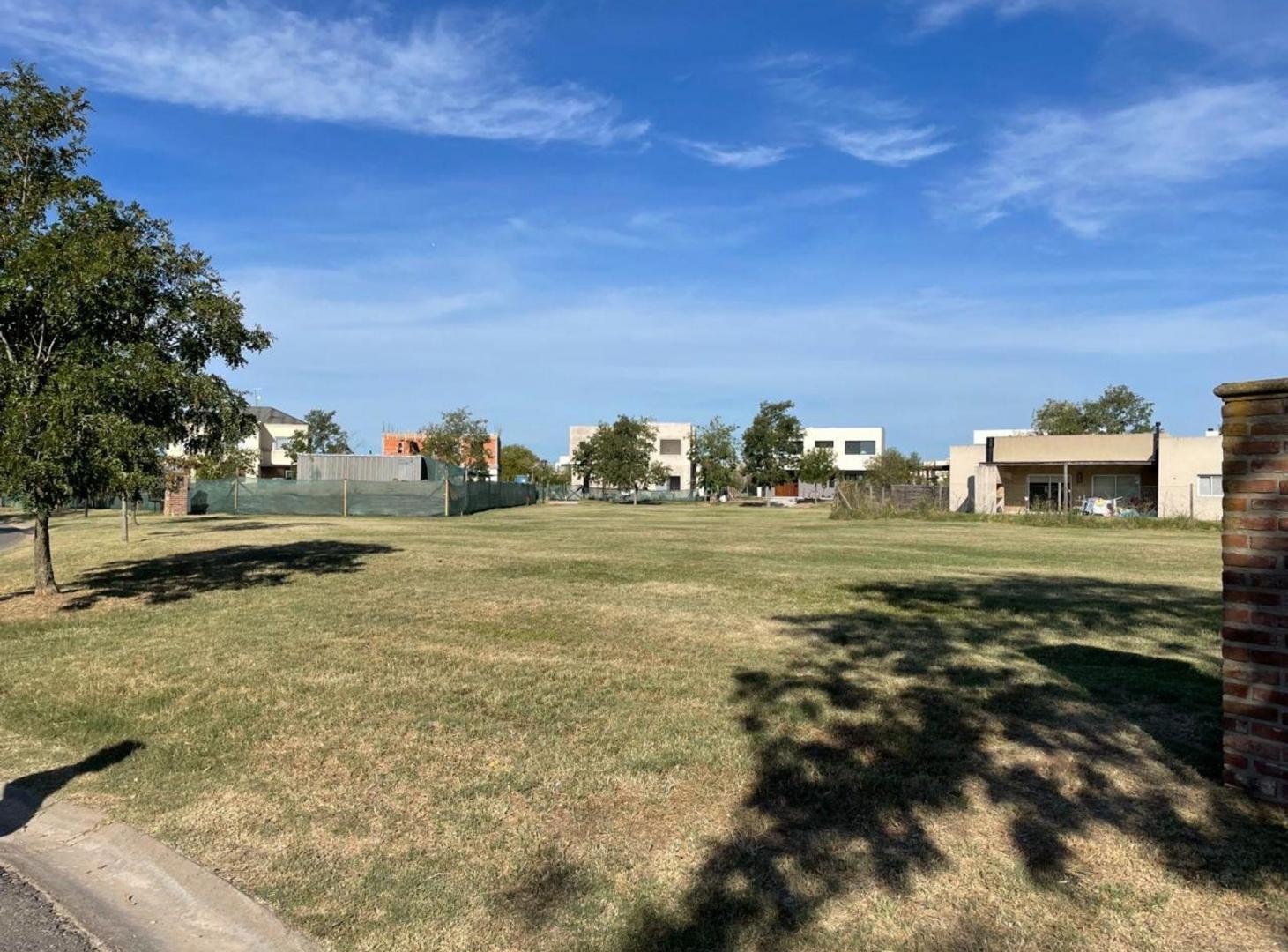 Foto de VENTA DE LOTE EN EL CANTON GOLF, imagen 5