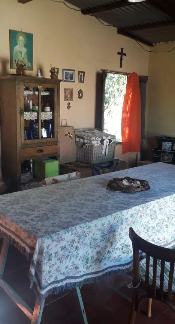 VENDO GRAN TERRENO CON CASA Y DEPTO EN LA CUMBRE 4