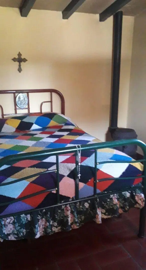 VENDO GRAN TERRENO CON CASA Y DEPTO EN LA CUMBRE 5