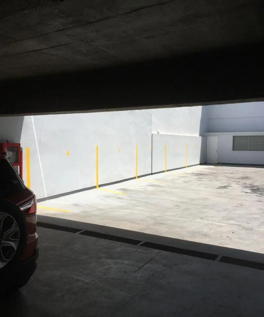 Cochera en venta en Flores Av.Directorio y Av. San Pedrito 8