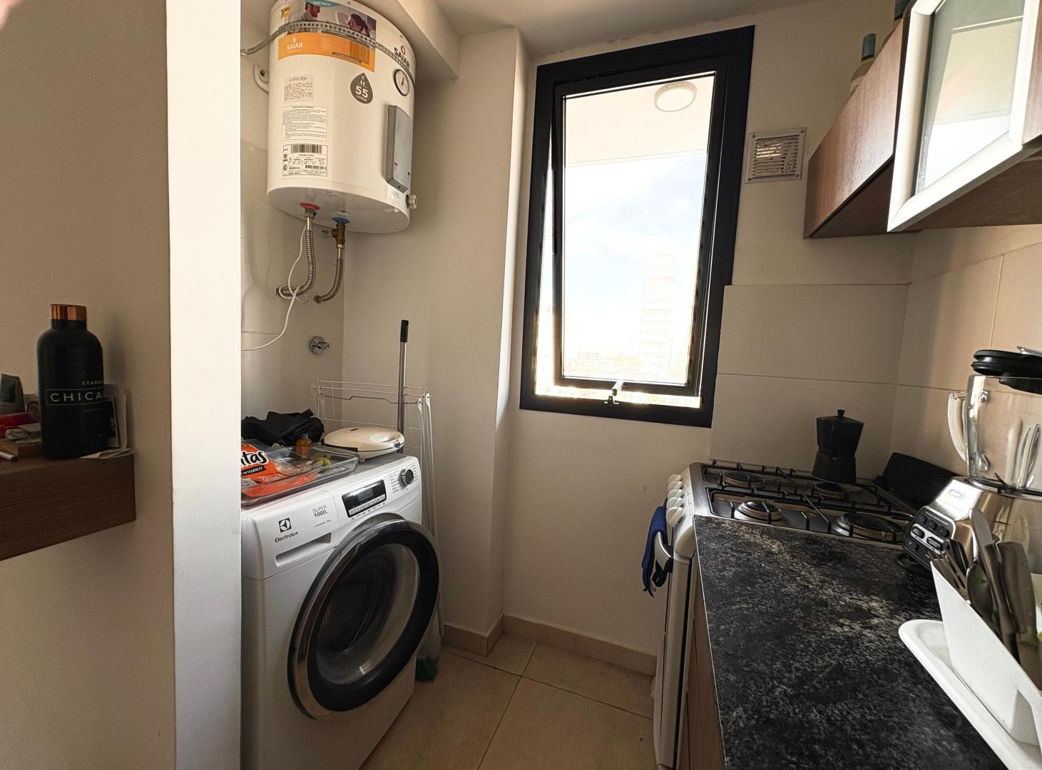 Foto de Departamento en venta 2 amb con balcón, al frente, suite y toilette en, imagen 5