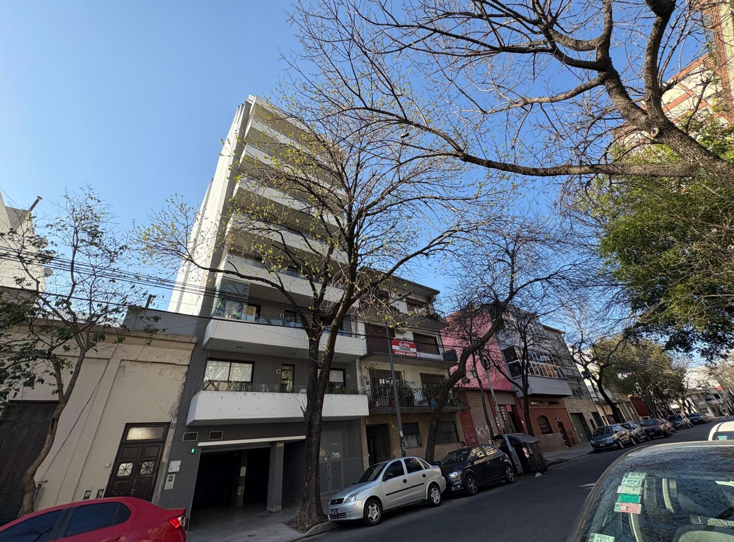 Foto de Monoambiente con balcón muy luminoso en San Cristóbal cercanías subte E, imagen 3