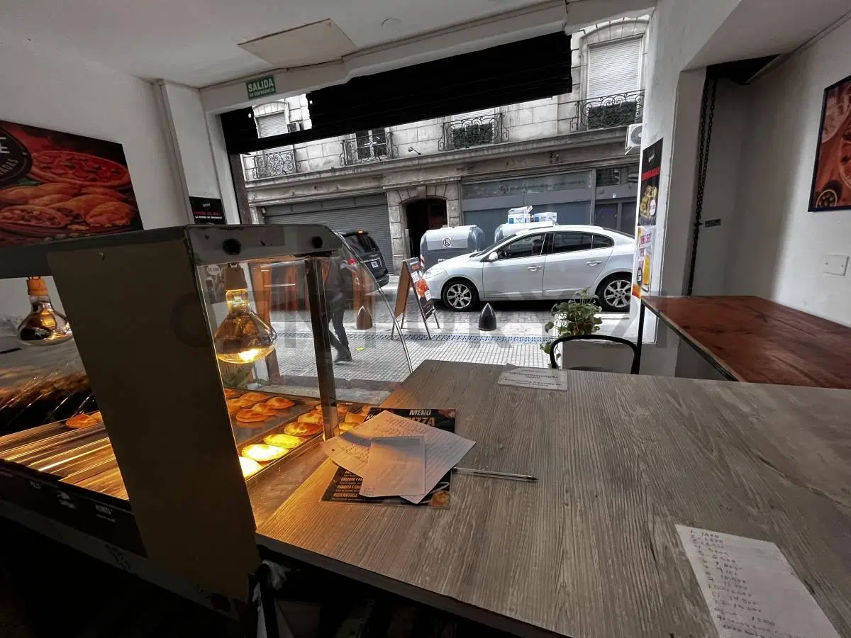 VENTA DE LOCAL MICROCENTRO 2