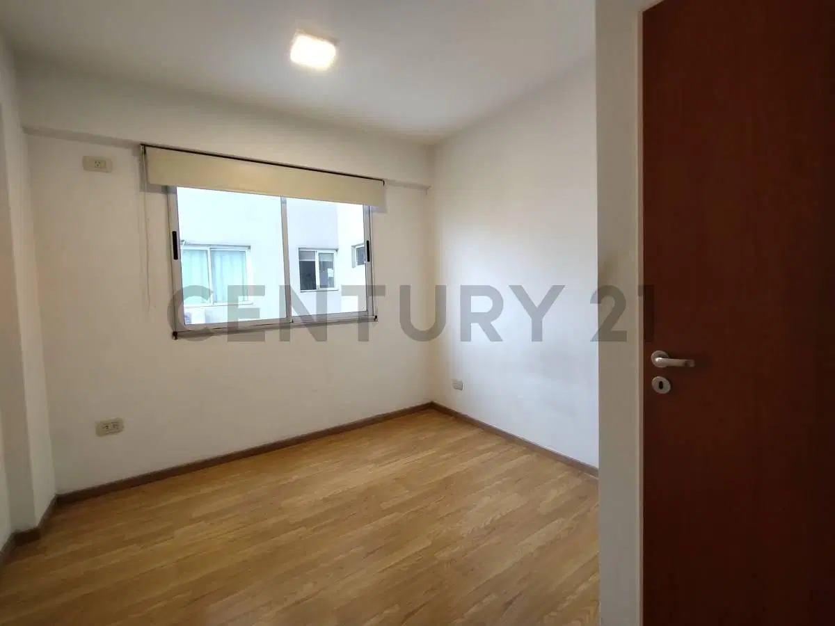 ALQUILER DEPARTAMENTO 2 AMBIENTES MONTE CASTRO 5