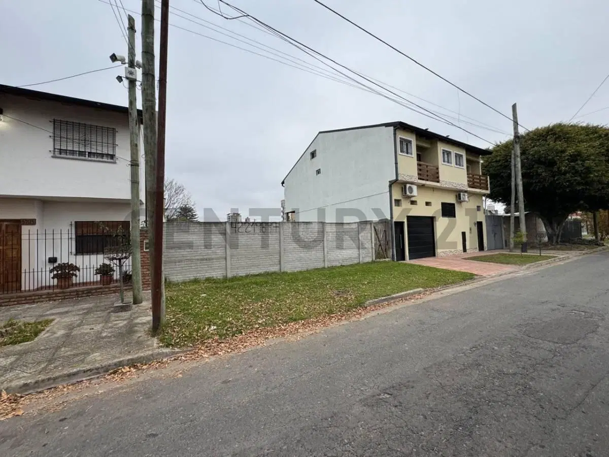 LOTE EN BERAZATEGUI UBICACION PRIVILEGIADA 2