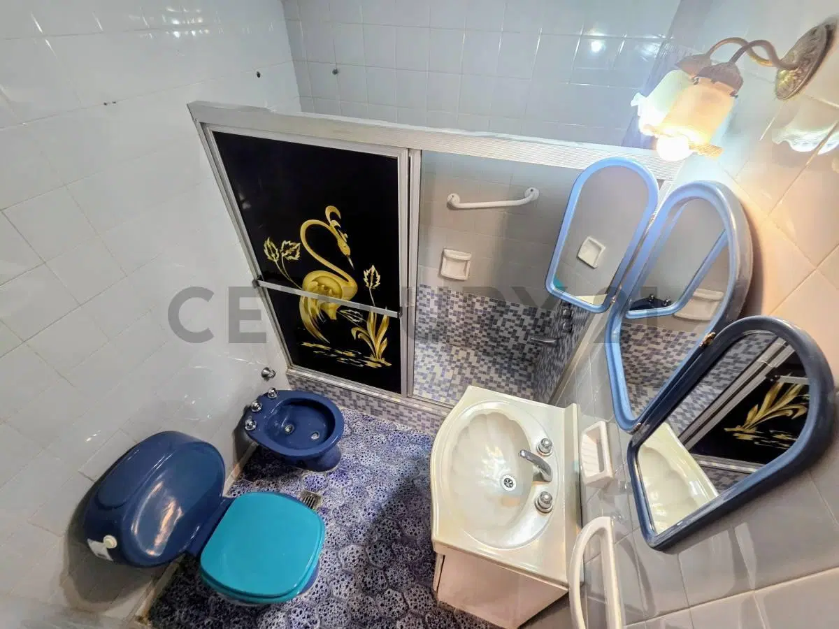 Departamento 3 ambientes 62 m2 MUY LUMINOSO!!! VILLA RAFFO FRENTE AL GOLF!!!!! 5