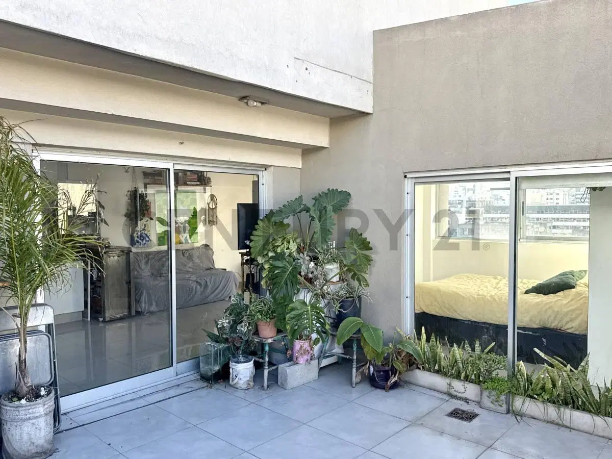 2 ambientes con terraza propia. Balcón. Almagro 4