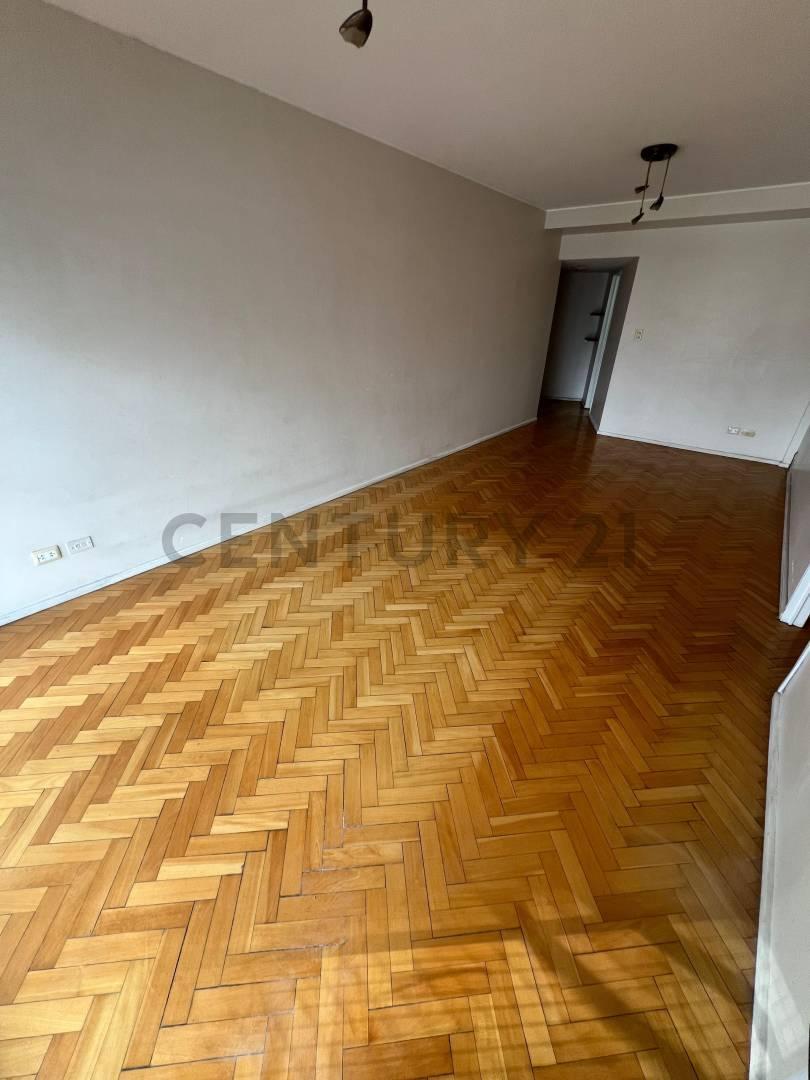 Foto de Departamento en alquiler 3 amb con dependencia y cochera. Palermo, imagen 1