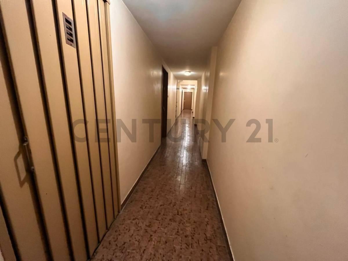 Foto de VENTA DEPARTAMENTO DOS AMBIENTES EN PARQUE CHACABUCO, imagen 2
