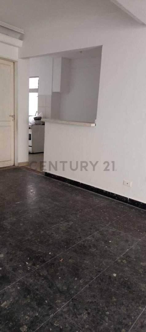 Foto de VENTA DEPARTAMENTO 3 AMB CONSTITUCION, imagen 3
