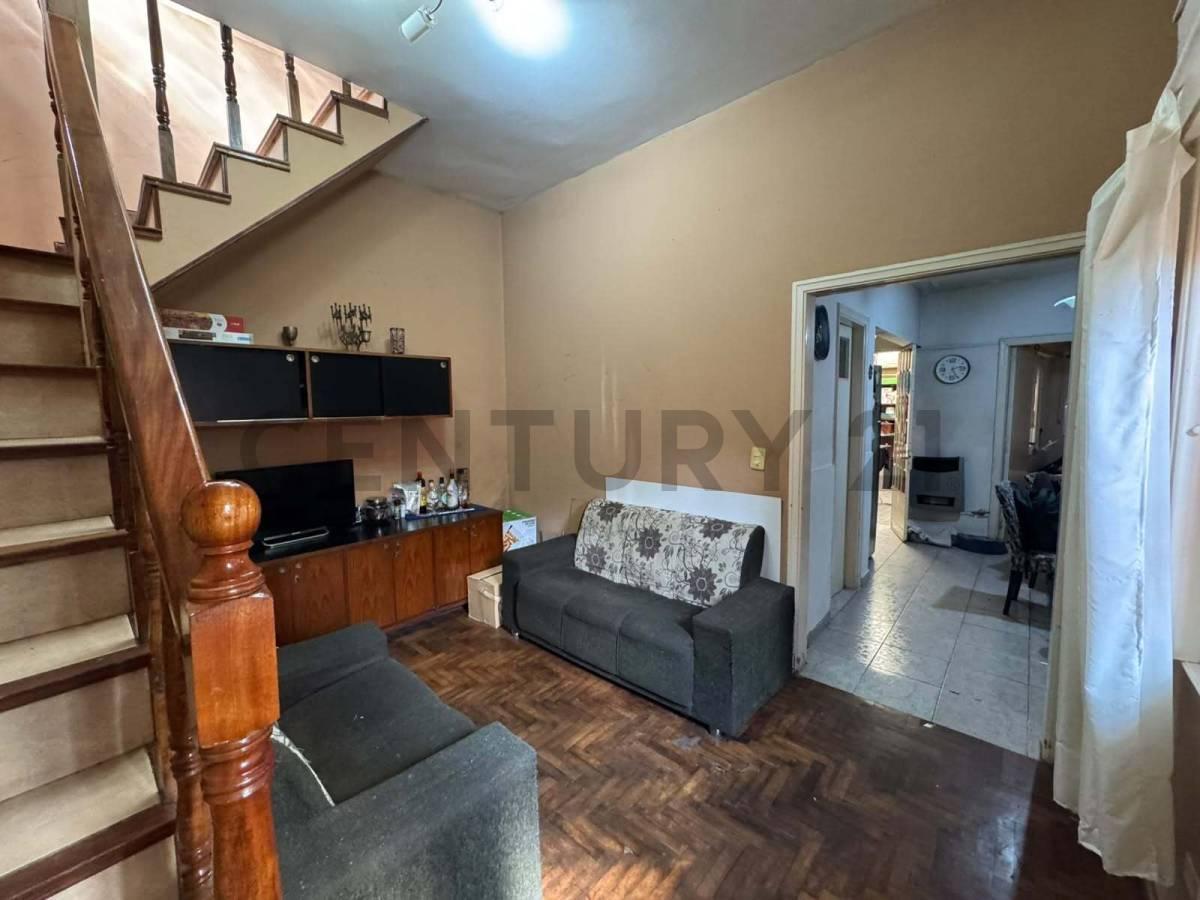 Foto de VENTA PH 4 AMBIENTES EN VILLA URQUIZA, imagen 2