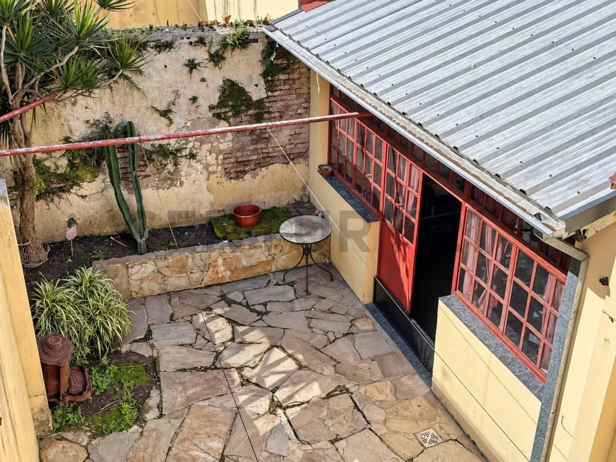 Foto de VENTA CASA CHORIZO 3 DORMITORIOS PATIO, TERRAZA Y PARRILLA EN LANUS, imagen 2