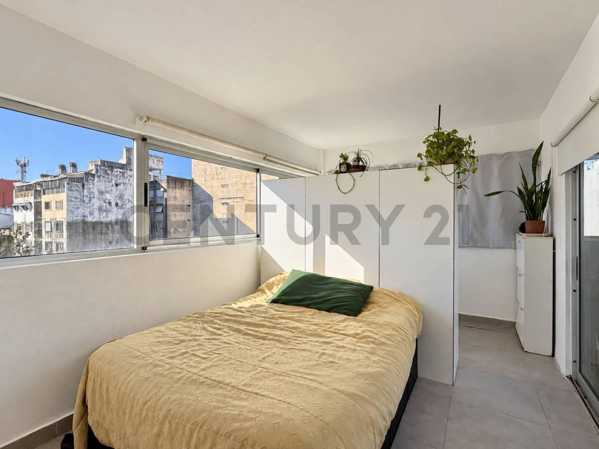 Foto de 2 ambientes con terraza propia. Balcón. Almagro, imagen 4