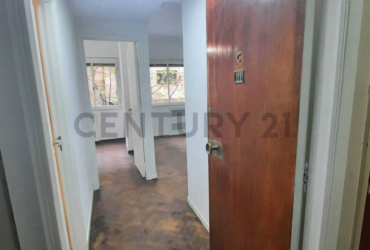 Foto de VENTA DE DEPARTAMENTO 2 AMBIENTES FRENTE APTO PROFESIONAL / MASCOTAS, imagen 1