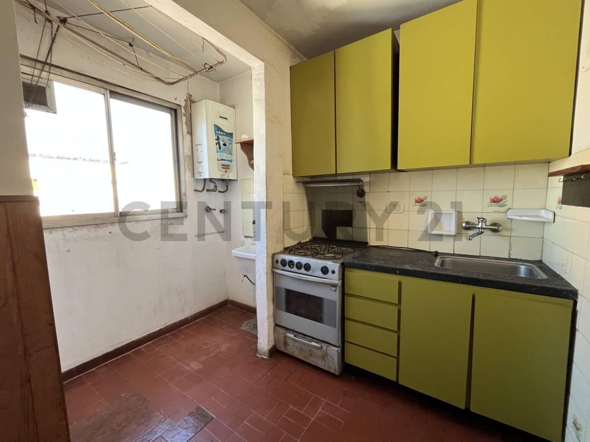Foto de VENTA DEPARTAMENTO FLORES 3 AMBIENTES, imagen 2