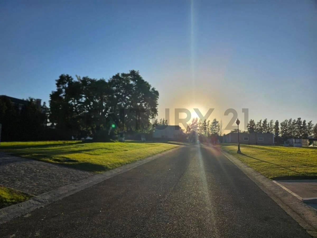 Foto de LOTE EN VENTA Barrio Pilar Plaza - PILAR, imagen 4