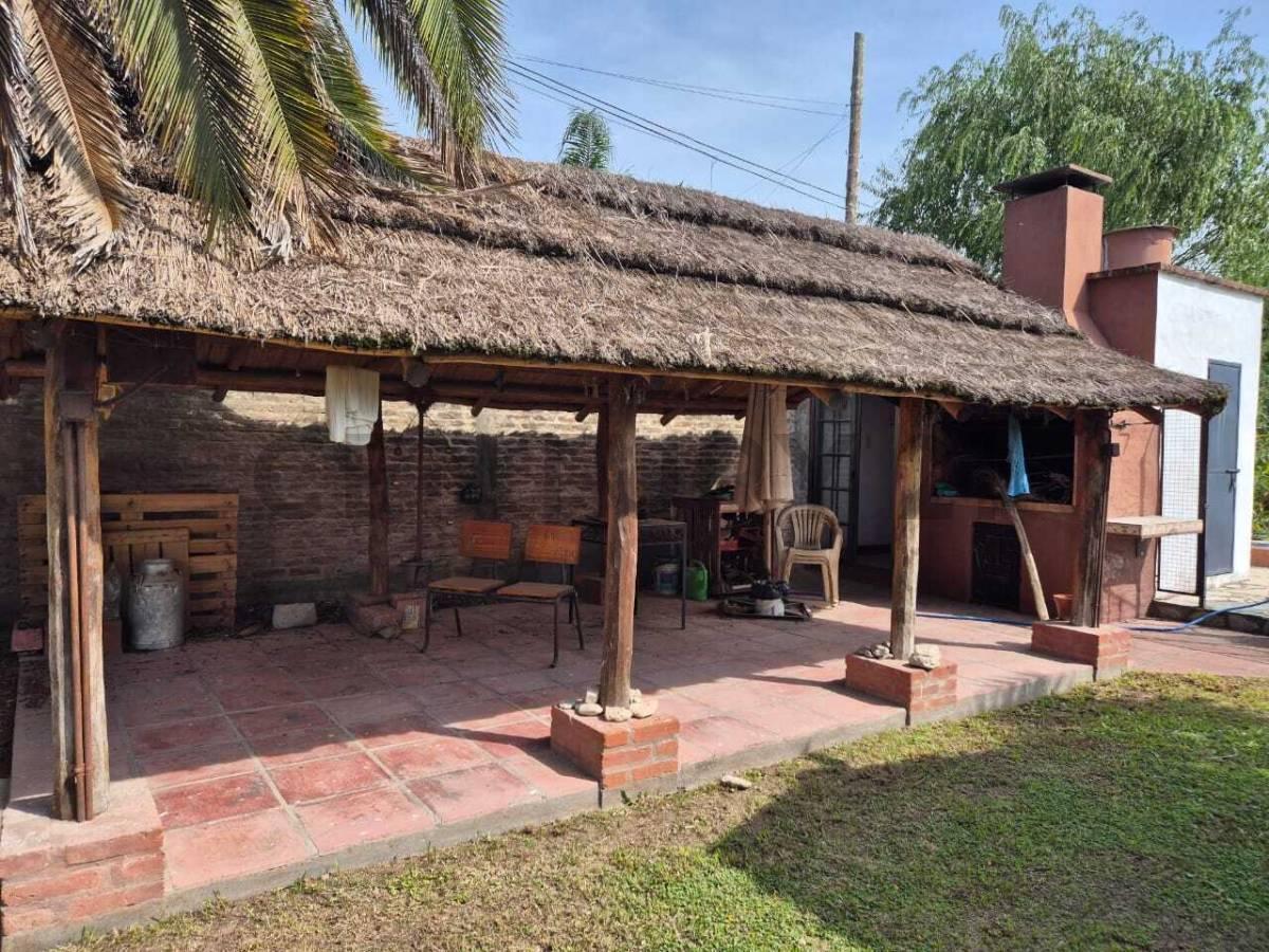 Foto de Casa quinta 5 ambientes c/cochera/2 baños/Pileta/quincho/Juego para, imagen 2