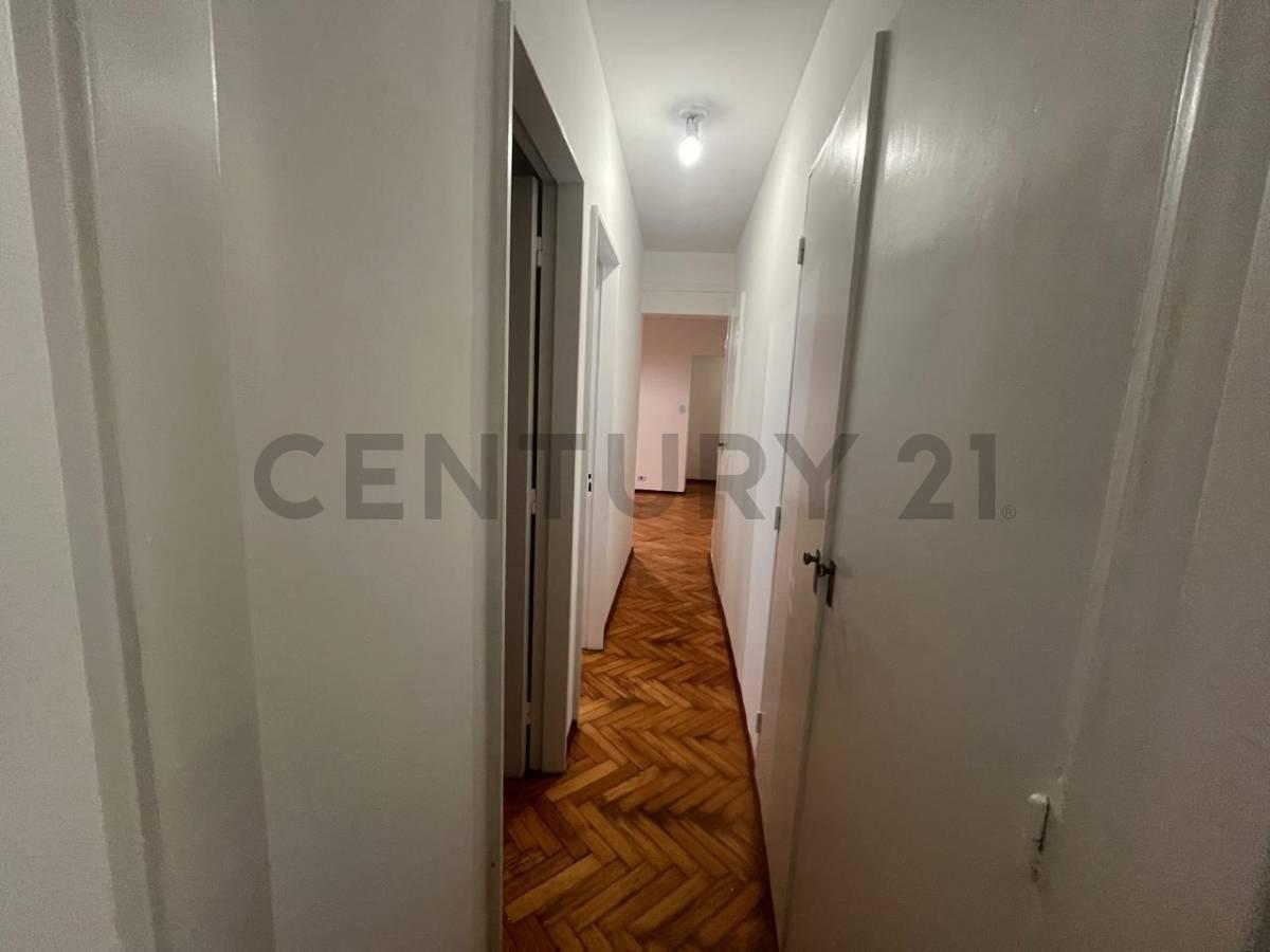 Foto de Alquiler departamento tres ambientes con balcón al frente, imagen 4