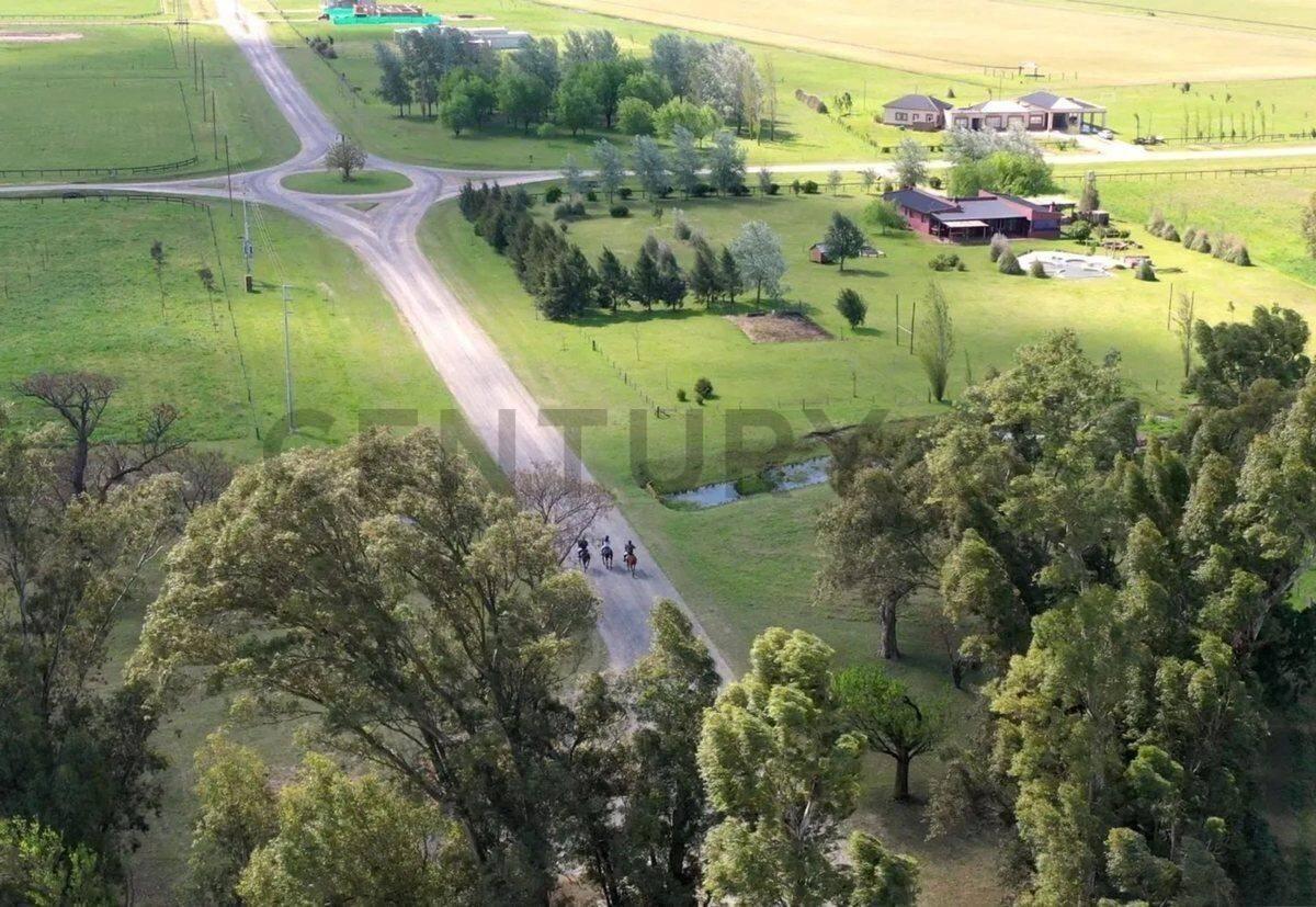 Foto de VENTA LOTE 1 HA EN CHACRAS DE LA TRINIDAD POLO & COUNTRY CLUB, imagen 5