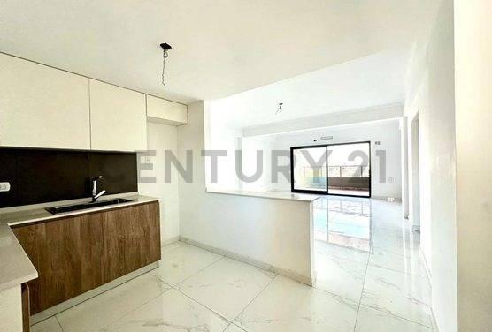 Foto de VENTA DEPARTAMENTO 2 AMBIENTES A ESTRENAR- MATADEROS, imagen 2