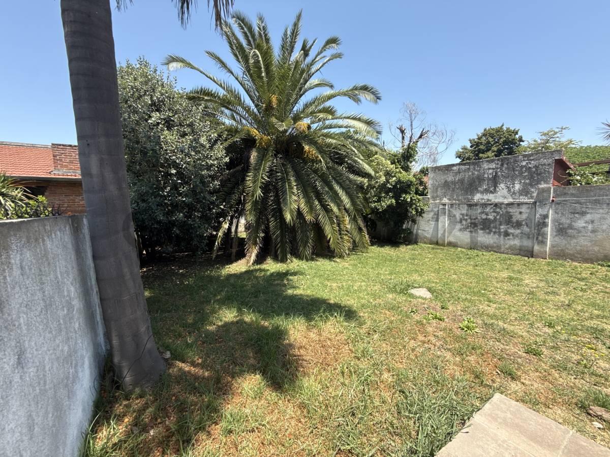 Foto de VENTA CASA CON JARDIN Y COCHERA EN MORENO APTO CREDITO, imagen 1