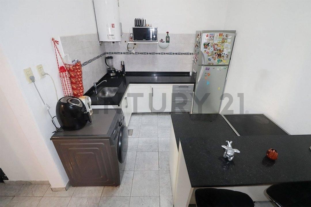 Foto de Venta PH 4 Amb Terraza Propia Parque Chacabuco, imagen 5