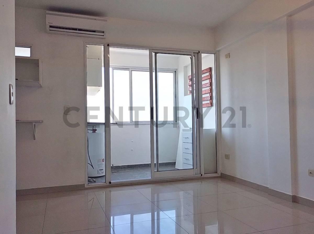 Foto de ALQUILER DEPARTAMENTO 2 AMBIENTES MONTE CASTRO, imagen 5