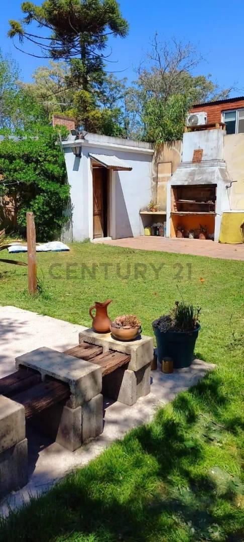 Foto de Venta Casa 4 amb Moreno con Pileta y Garage, imagen 4