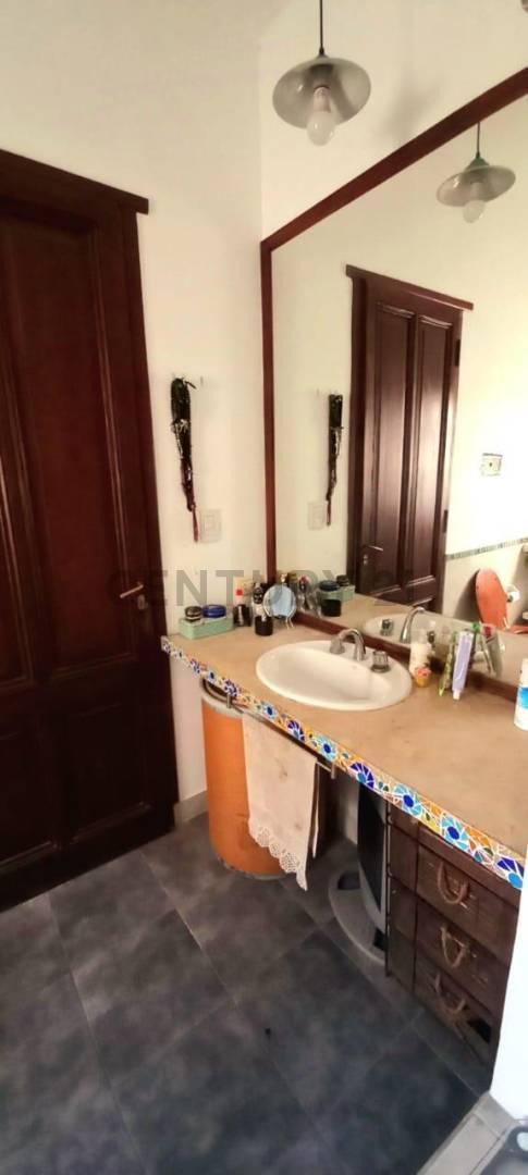 Foto de Venta Casa 4 amb Moreno con Pileta y Garage, imagen 3