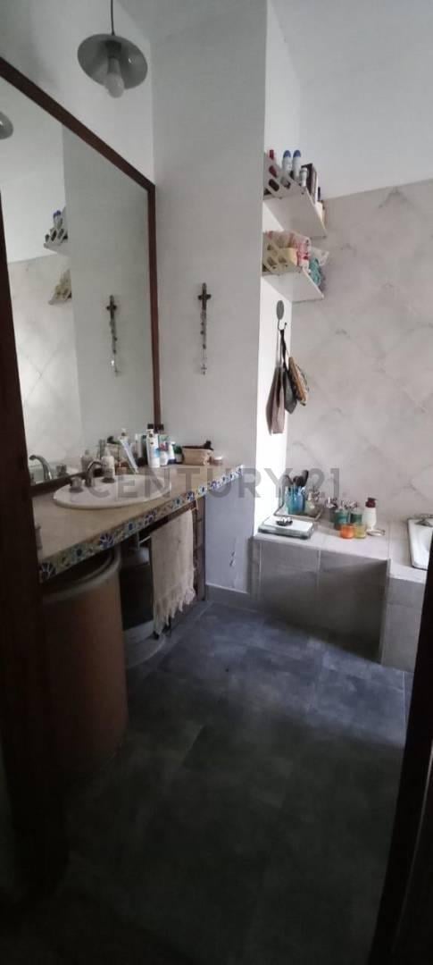 Foto de Venta Casa 4 amb Moreno con Pileta y Garage, imagen 5