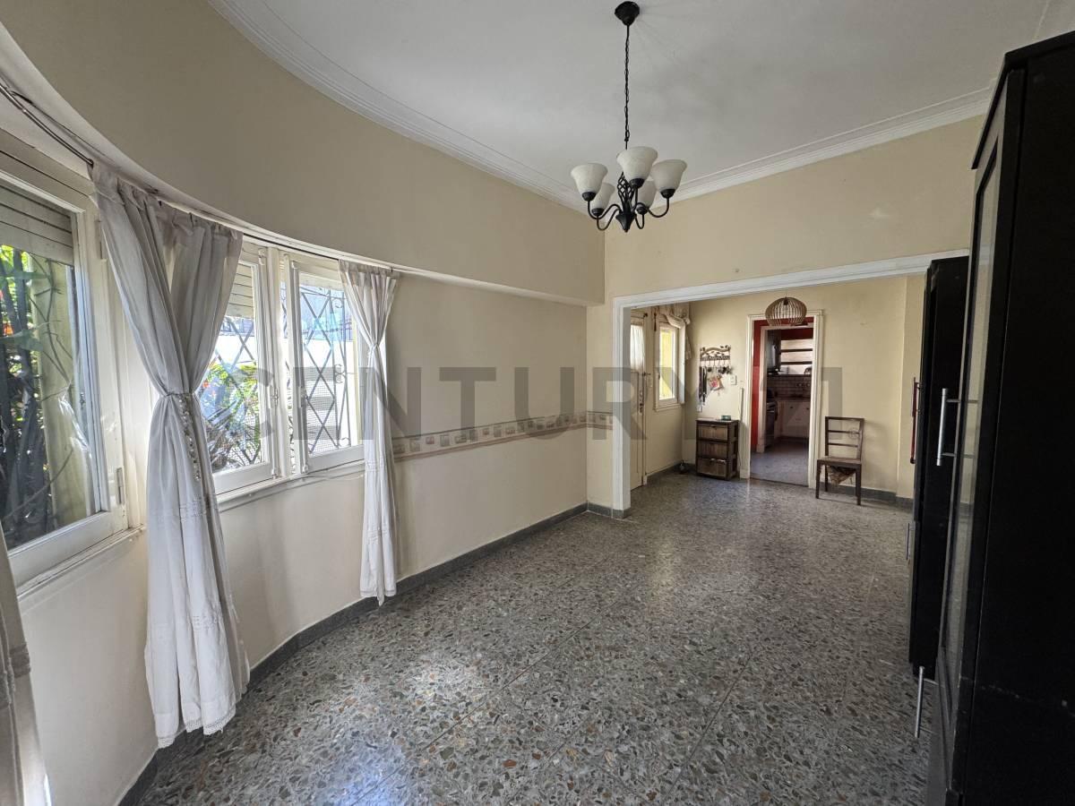 Foto de VENTA PH TRES AMBIENTES APTO CREDITO TERRAZA PATIO Y COCHERA EN VILLA, imagen 4