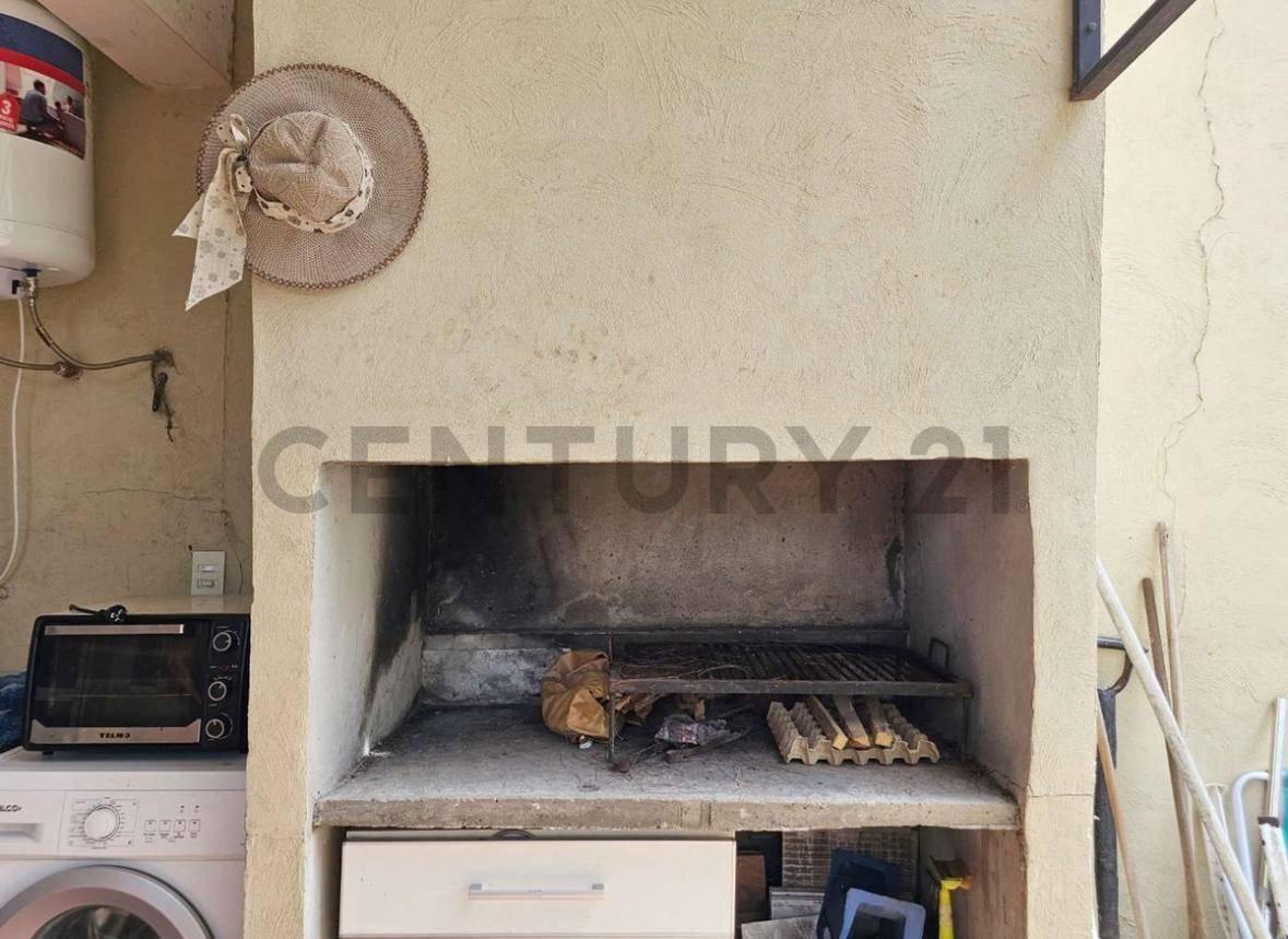 Foto de Venta Dúplex 3 Ambientes con piscina y cochera, imagen 5