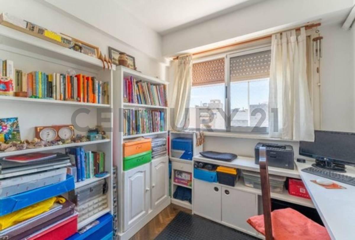 Foto de VENTA DEPARTAMENTO 4 AMBIENTES CON BALCON APTO CREDITO VILLA DEVOTO, imagen 4