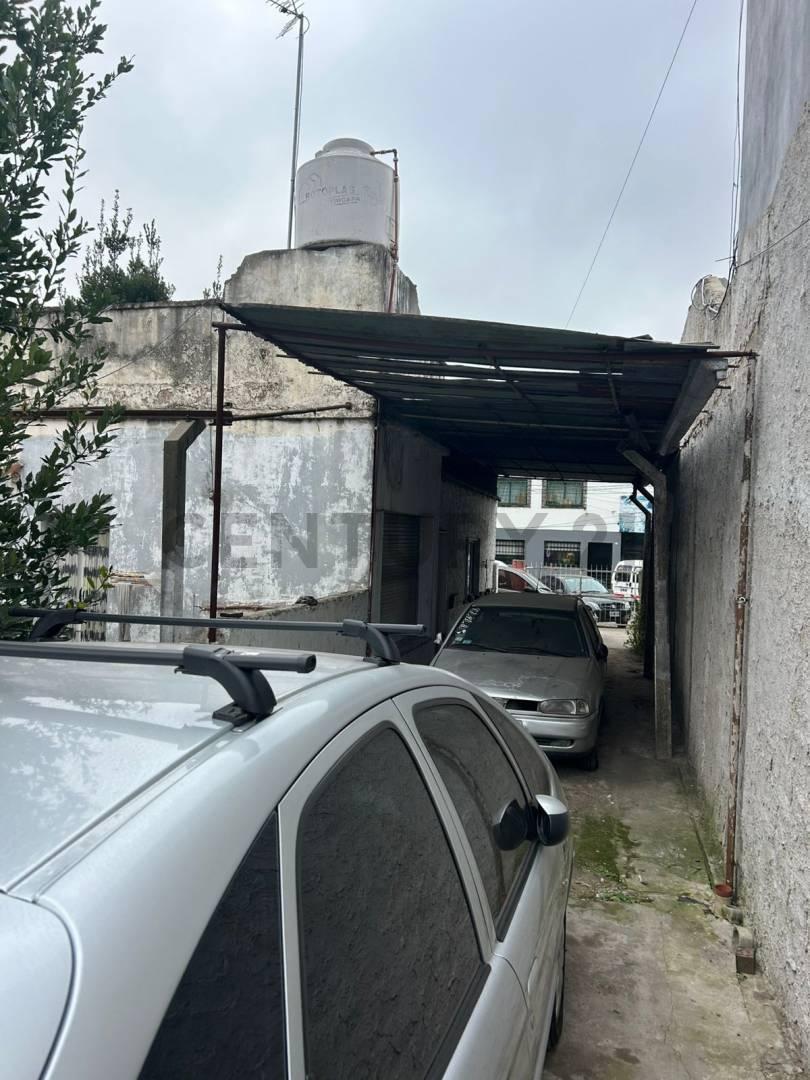 Foto de VENTA Terreno 10 x 31 aprox. con casa y pileta, imagen 4