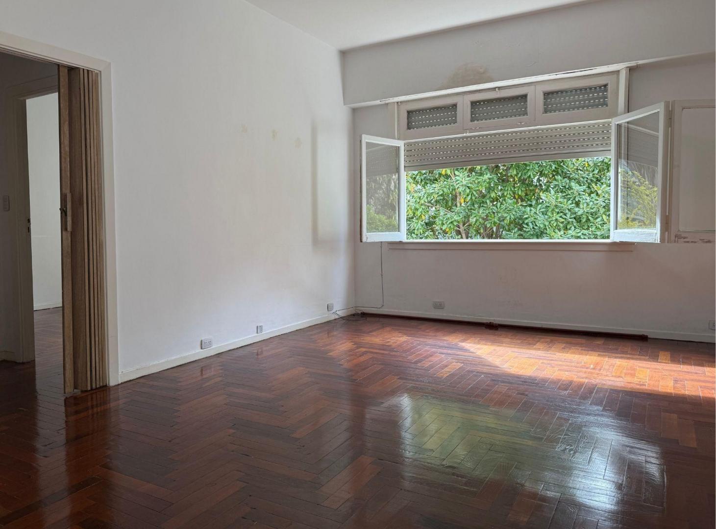 Foto de Ph en venta en Villa del Parque 1°Piso por escalera, imagen 1