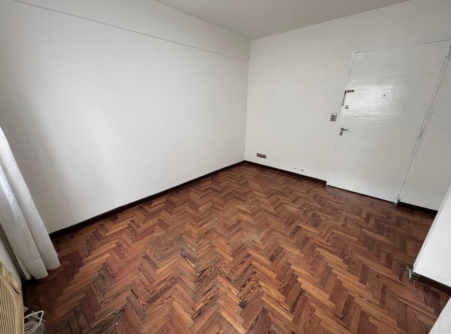 Foto de 2 ambientes en Caballito, 35 m², apto crédito, placard y parquet, imagen 3