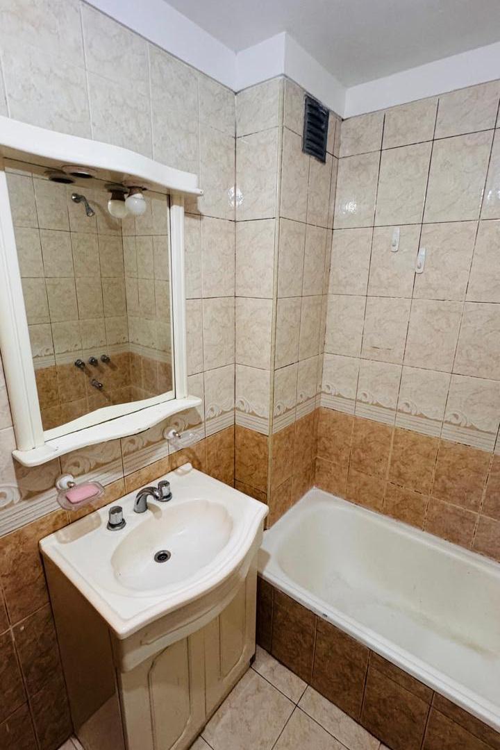 Foto de Depto 2 ambientes, centro de wilde con cochera, imagen 5