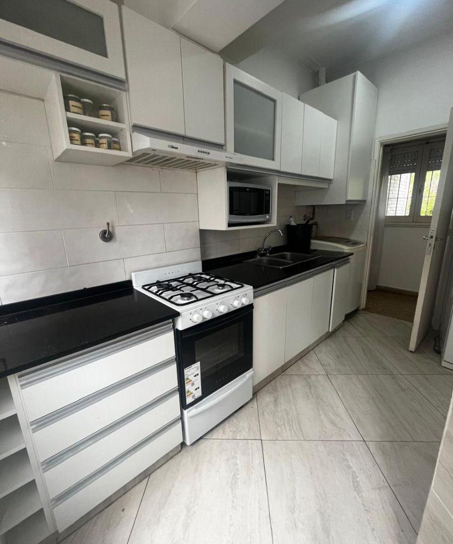 Foto de CHALET 4 AMBIENTES CON DEPENDENCIA. EXCELENTE ESTADO, imagen 1