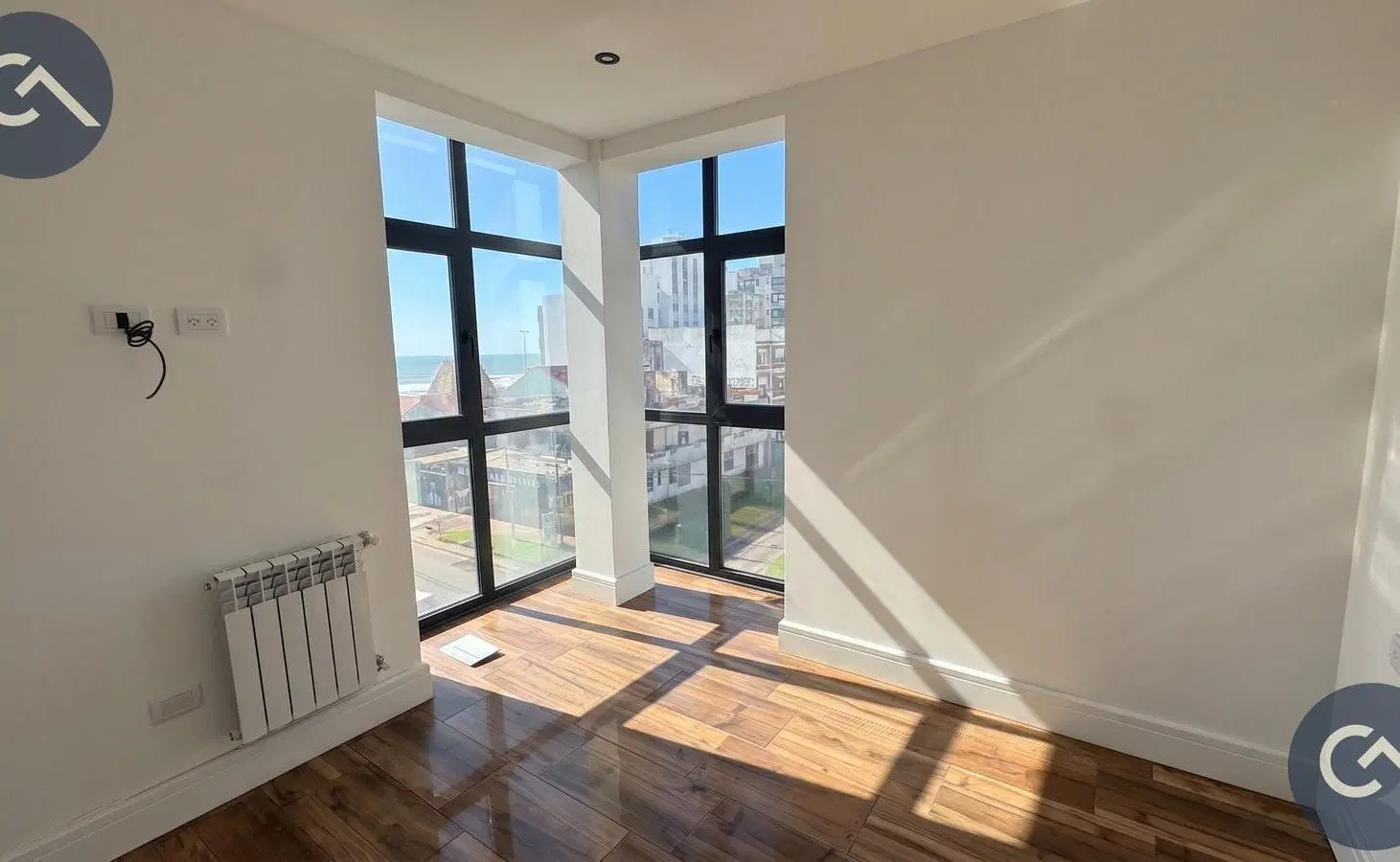 Departamento en dúplex con vista al mar | En venta | Zona Norte 4