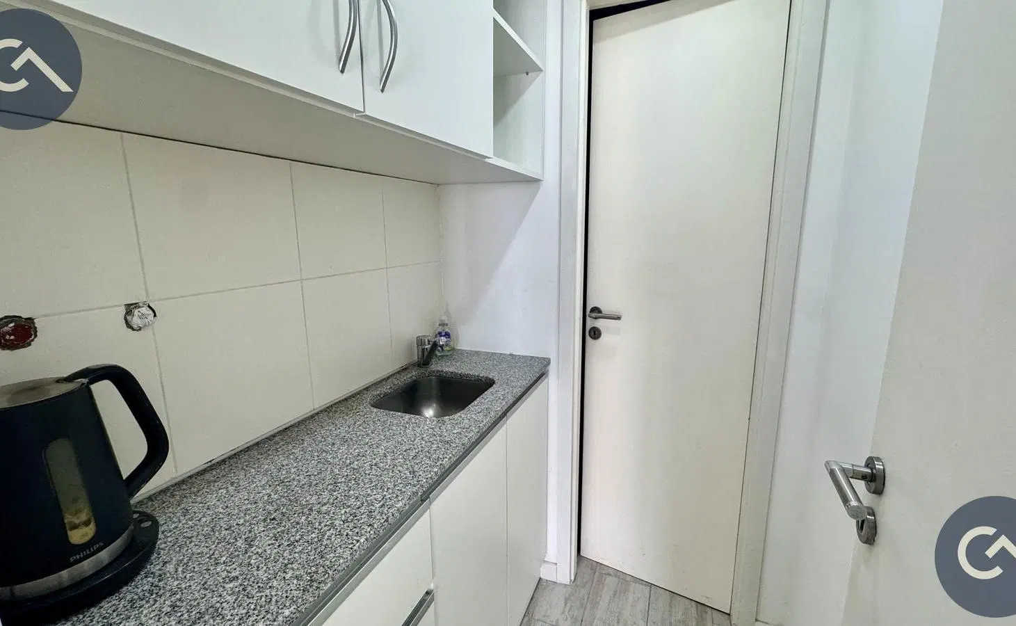 Oficina en duplex en alquiler - La Rioja 2200 3