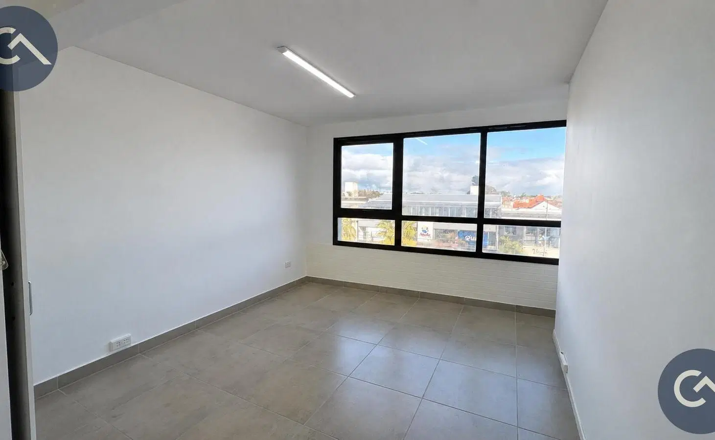 Local en alquiler - Barrio Constitucion 4