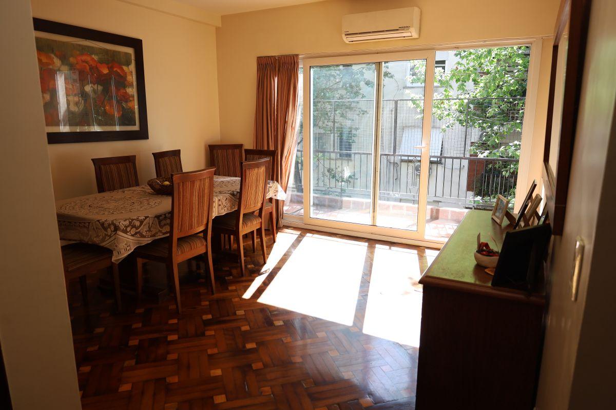 Amplio dúplex en venta en Recoleta