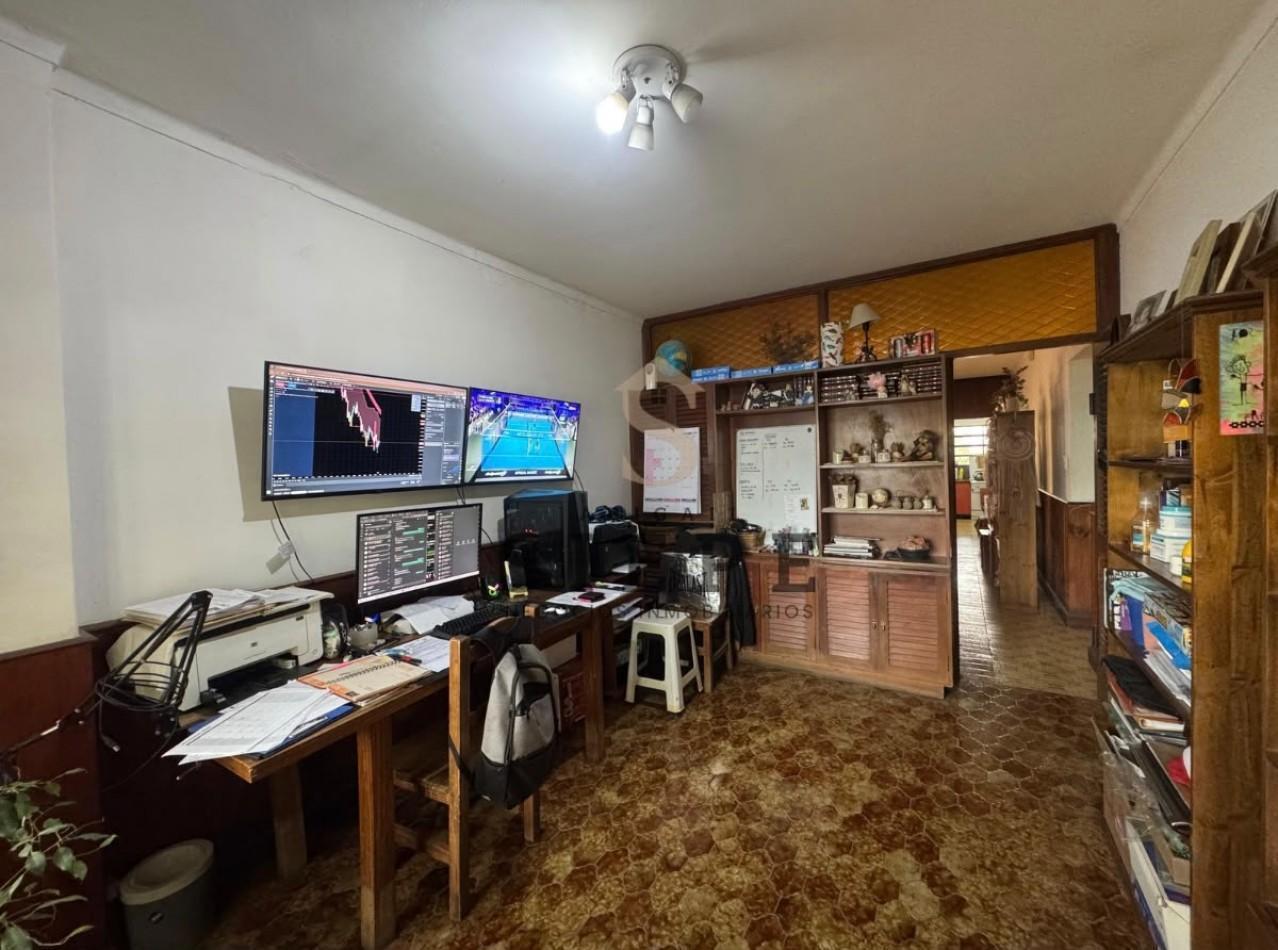 Foto de Casa en venta Brown 1625, Macrocentro, imagen 2