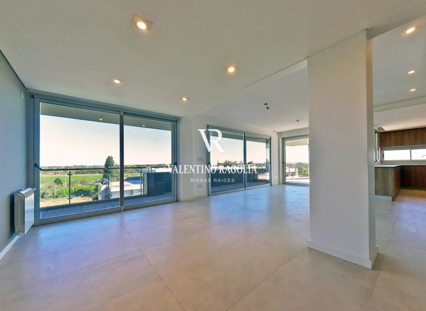 Venta departamento 4 ambientes aterrazado en Acorus Leloir 4