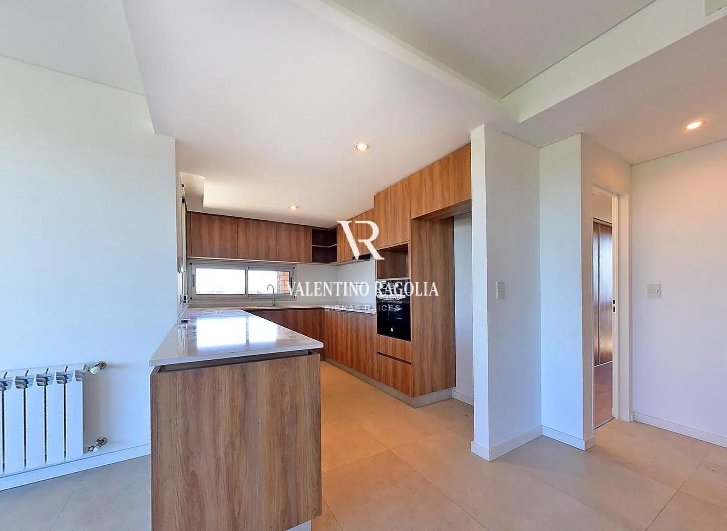 Venta departamento 4 ambientes aterrazado en Acorus Leloir 3