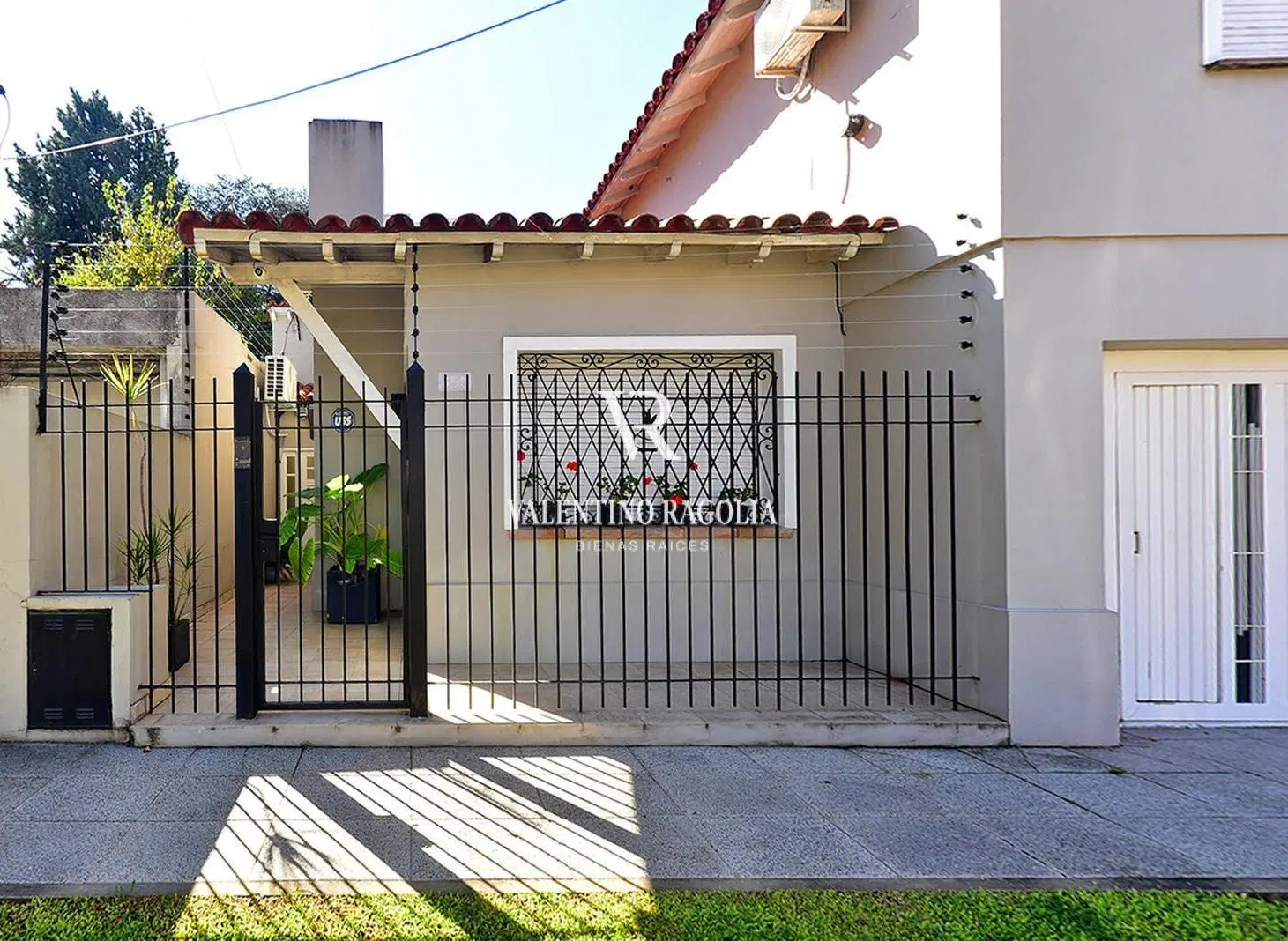 Casa 4 ambientes con pileta y quincho en Venta – Pedro Chutro 659 – Haedo, Morón 5